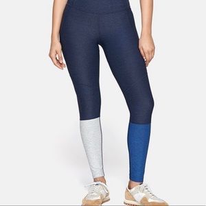 Outdoor voices navy and blue dip leggings